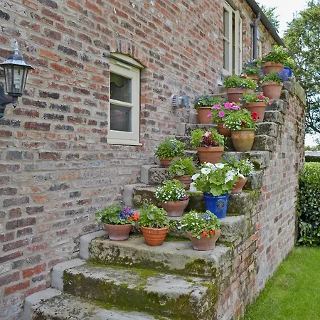 Holiday home Granary *