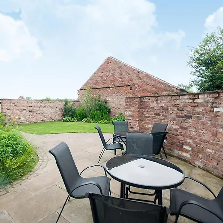 Holiday home Granary Rillington