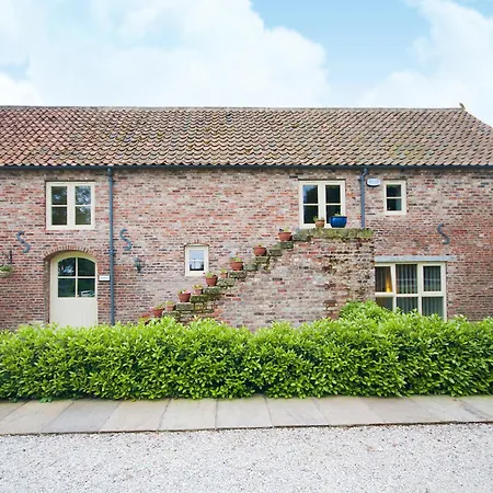 Holiday home Granary Rillington